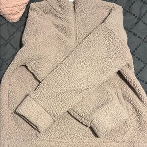 American Eagle Outfitters Cream Sherpa Jacket